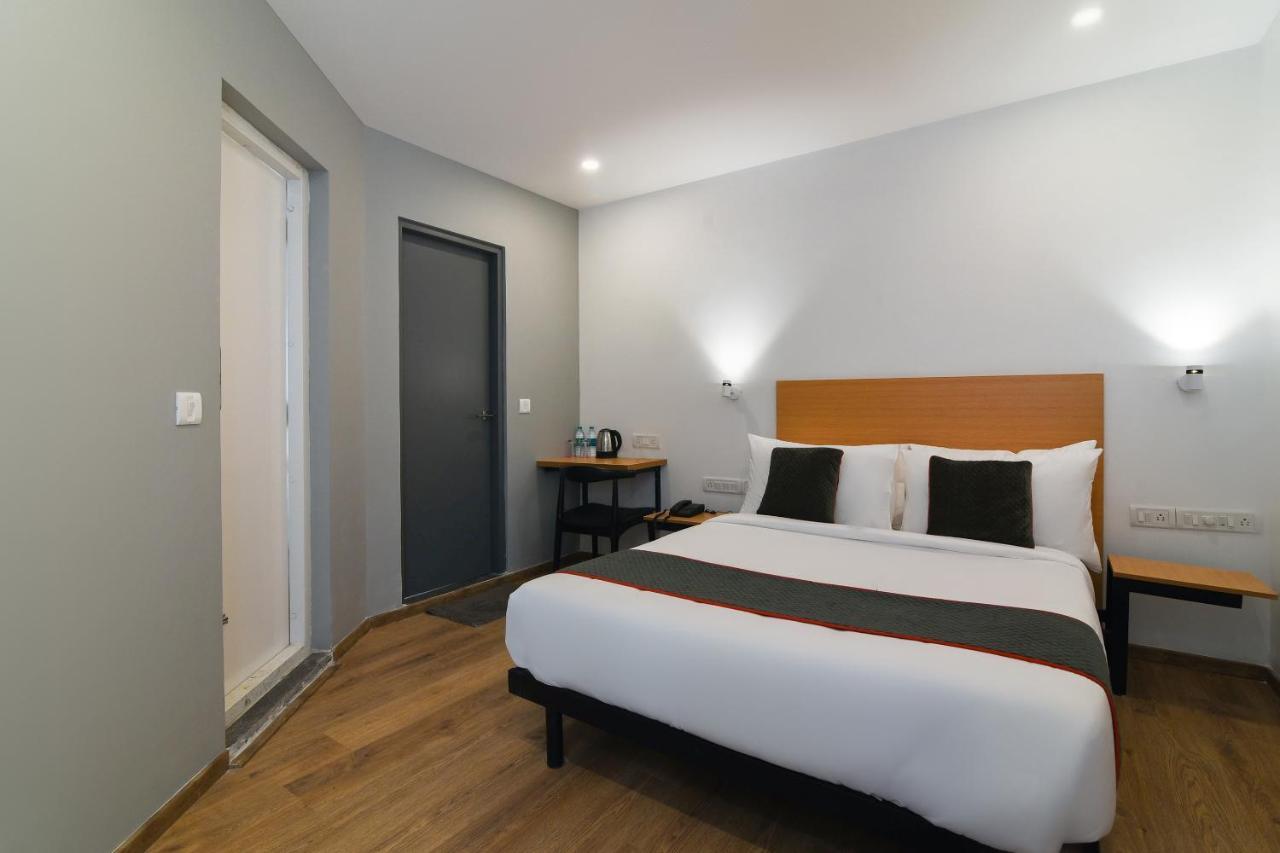 Super Townhouse Spruce Hotels Bellandur Bangalore Exterior photo