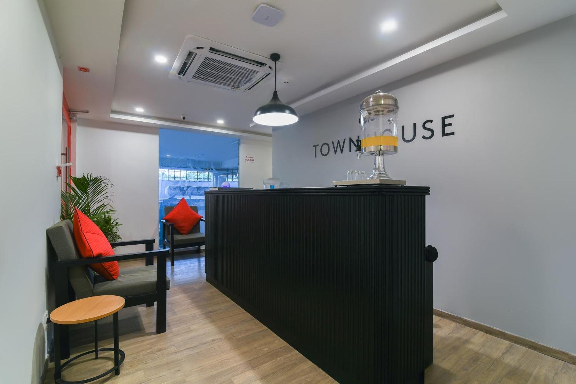 Super Townhouse Spruce Hotels Bellandur Bangalore Exterior photo